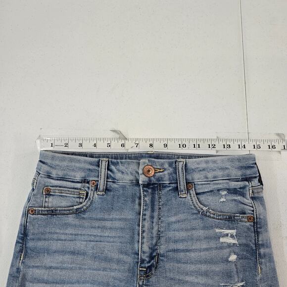 American Eagle Curvy Hi-Rise Shortie Distressed Jean Shorts Women’s Sz 4 Light - Picture 3 of 12